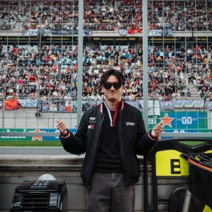 完美电竞官网-周冠宇发博表态努力回归中国赛|围场_新浪娱乐_新浪新闻