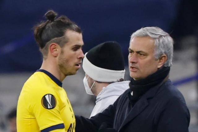 1613708716934088465.jpg crop-14094461(1).jpg